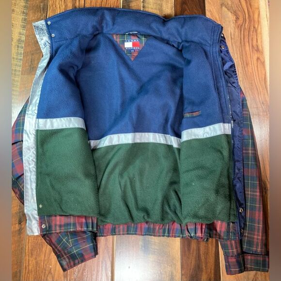 Vintage 90’s Tommy Hilfiger Ski Jacket, size Men’s L. Maroon, Green, Blue Plaid - Picture 2 of 9